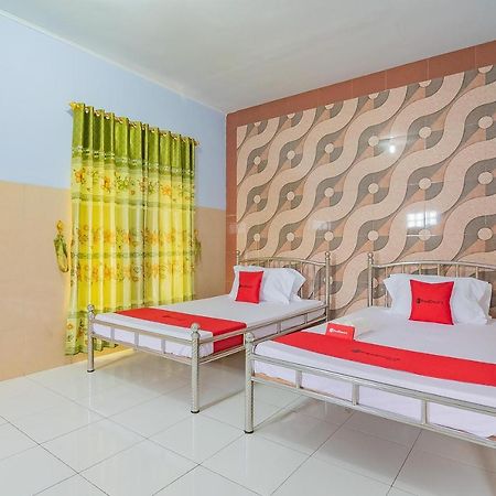 Hotel Reddoorz Syariah @ Tambak Mekar Street Subang Djalantjagak Esterno foto